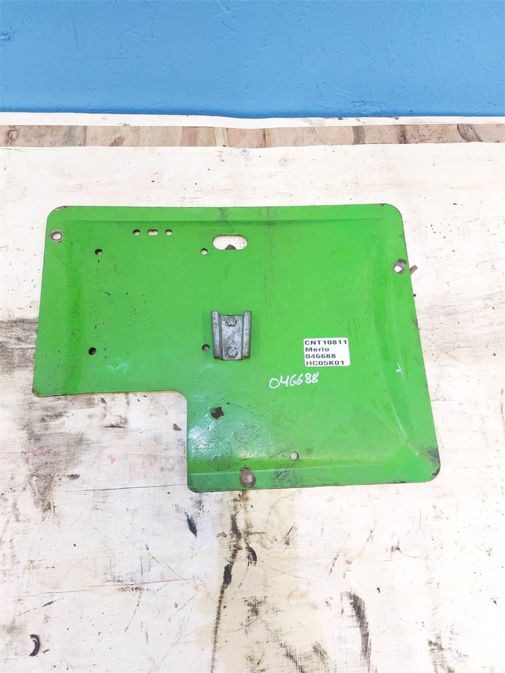 Merlo P40.7 cupa de excavat cu cernere