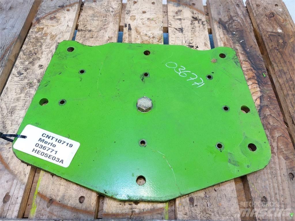 Merlo P41.7 cupa de excavat cu cernere