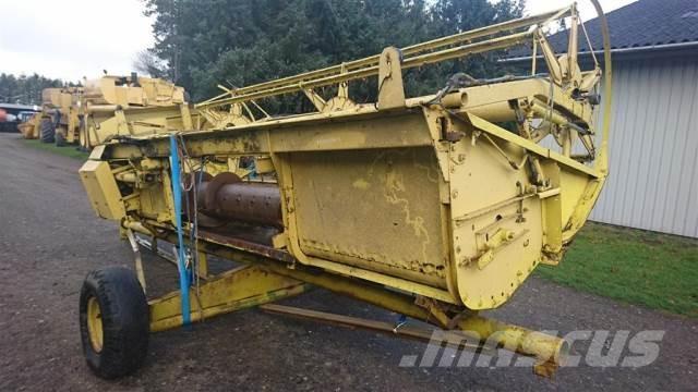 New Holland 13 Accesorii combine agricole