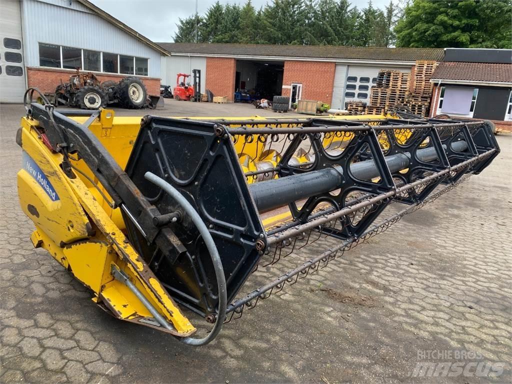 New Holland 24 Accesorii combine agricole
