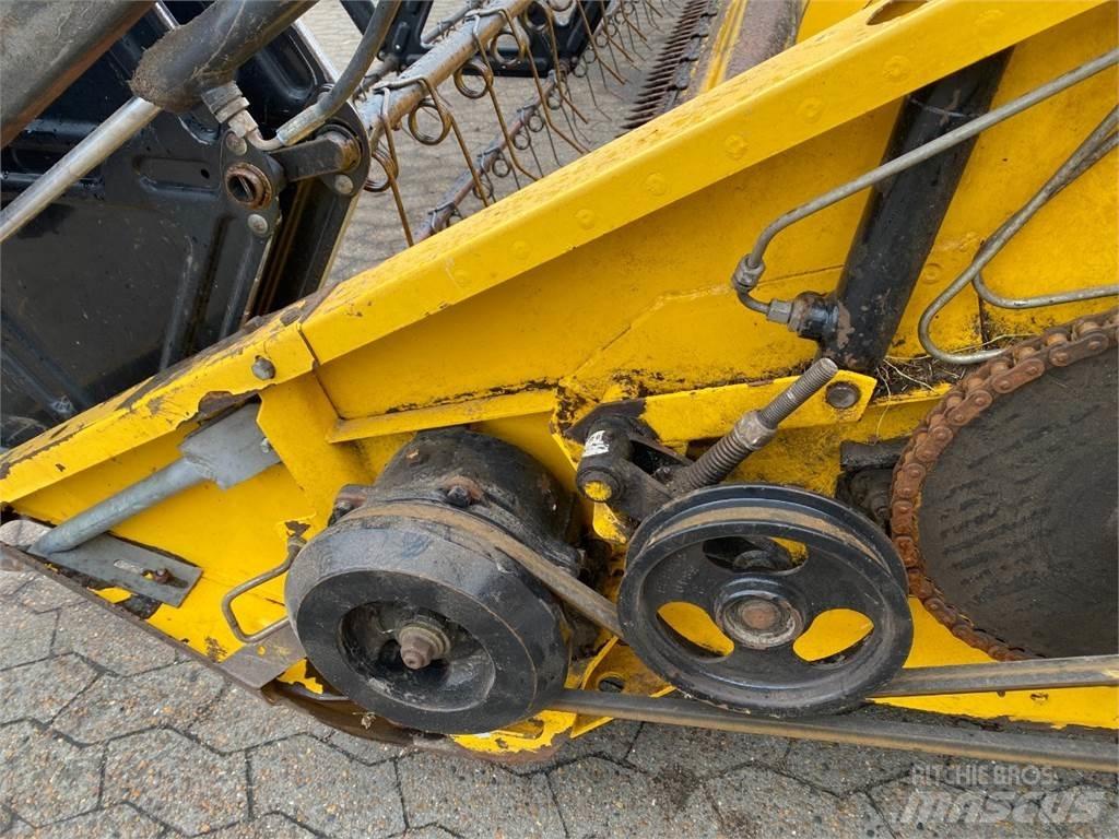 New Holland 24 Accesorii combine agricole