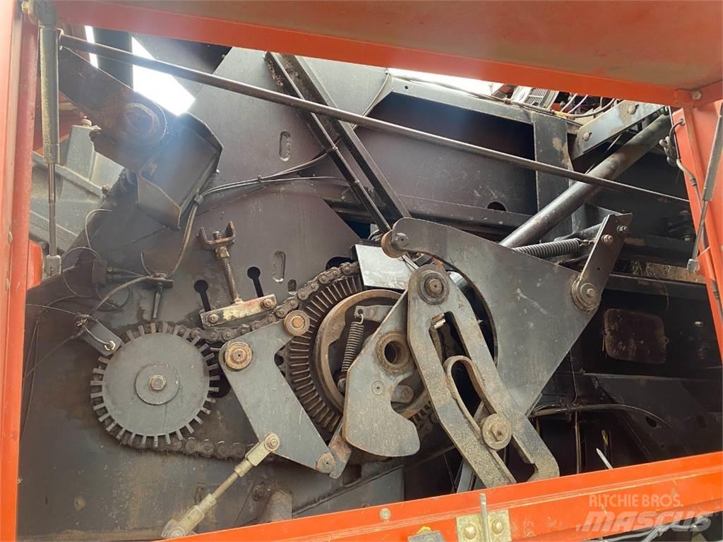 New Holland 4860 Baler dreptunghiular