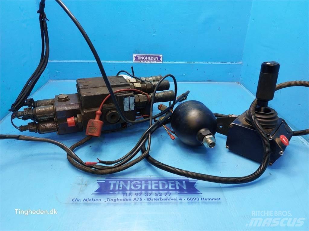 New Holland 8160 Accesorii încarcatoare frontale