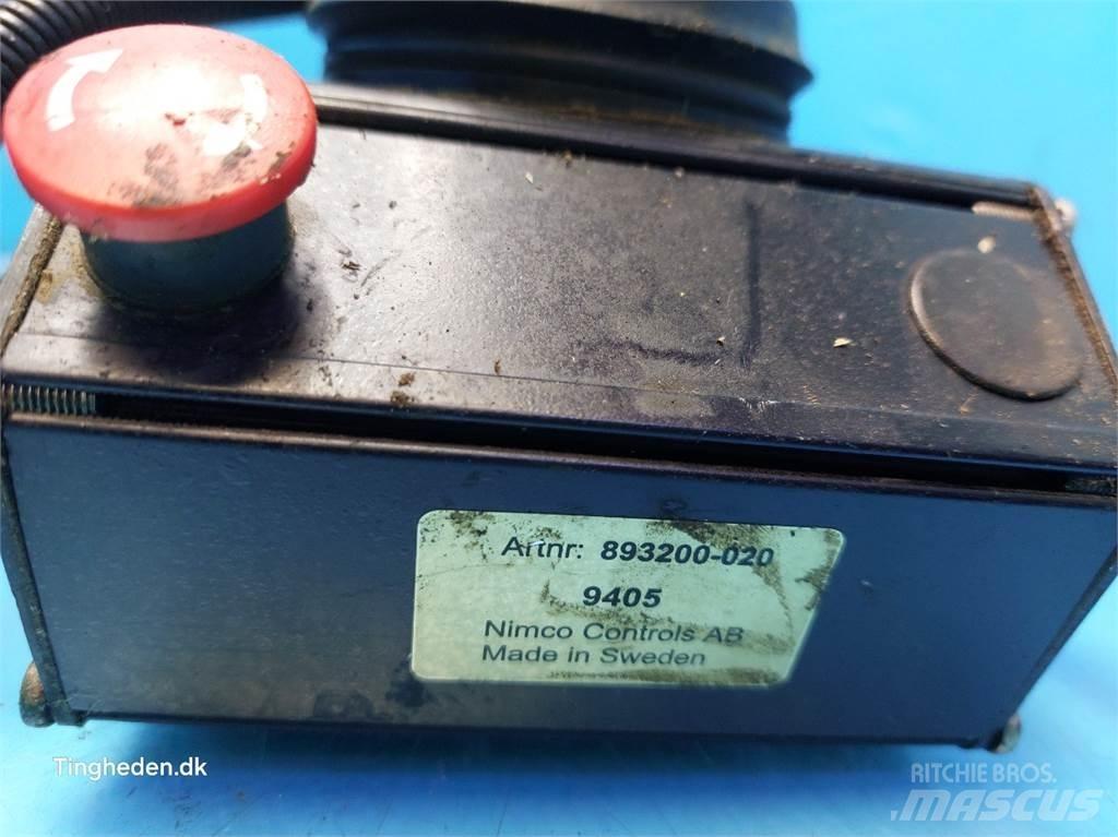 New Holland 8160 Accesorii încarcatoare frontale