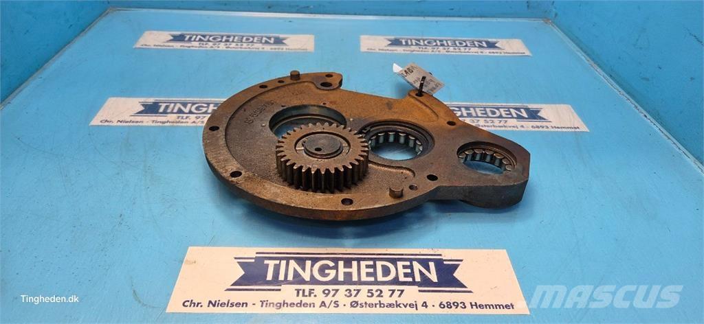New Holland 8340 Transmisie