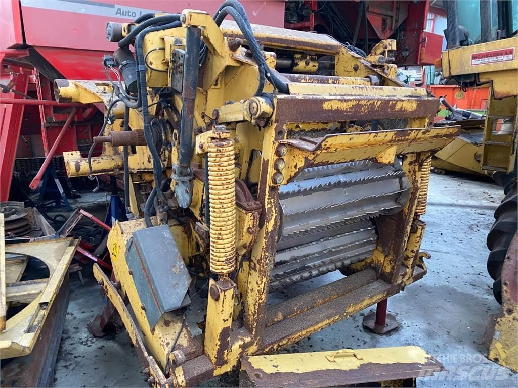 New Holland FX38 Accesorii pentru mașini de fân și furaje