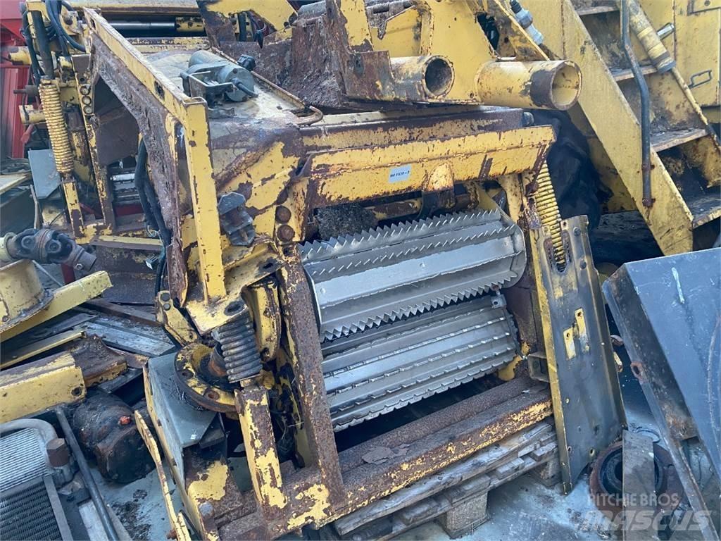 New Holland FX38 Accesorii pentru mașini de fân și furaje