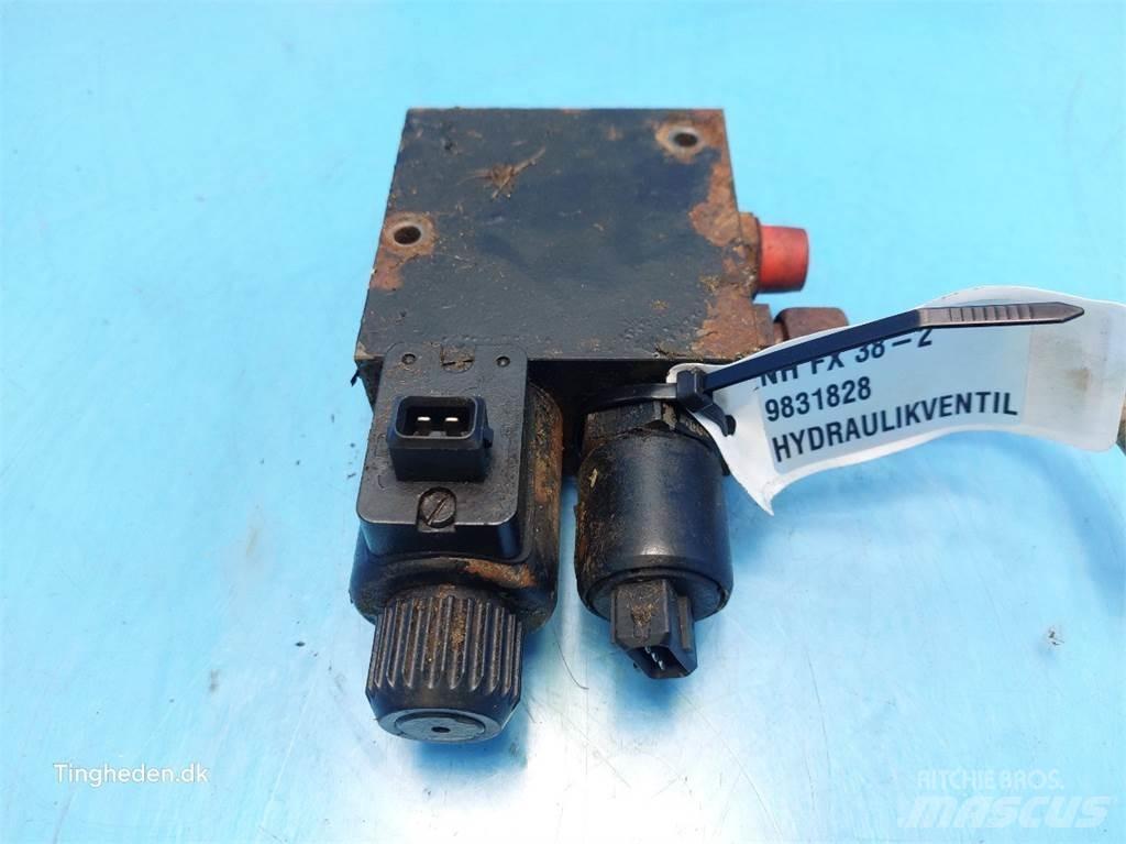 New Holland FX38 Accesorii pentru mașini de fân și furaje
