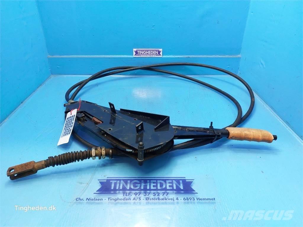 New Holland FX60 Accesorii pentru mașini de fân și furaje
