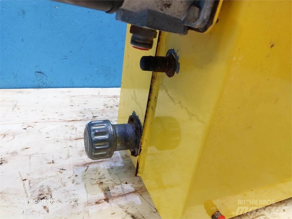 New Holland FX60 Accesorii pentru mașini de fân și furaje