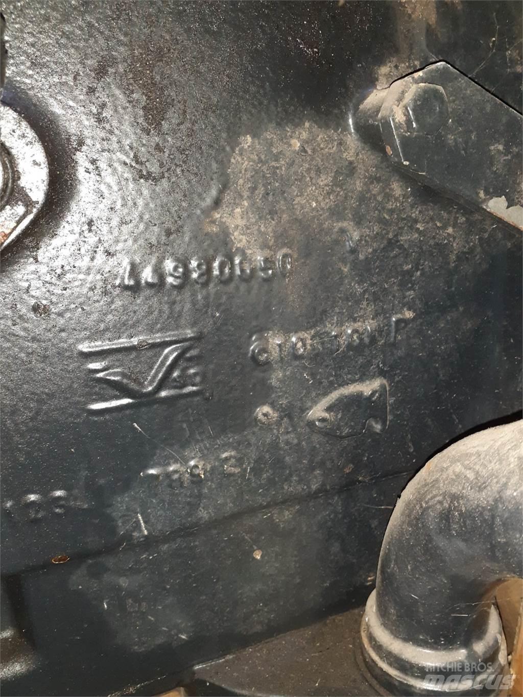 New Holland L85 Transmisie