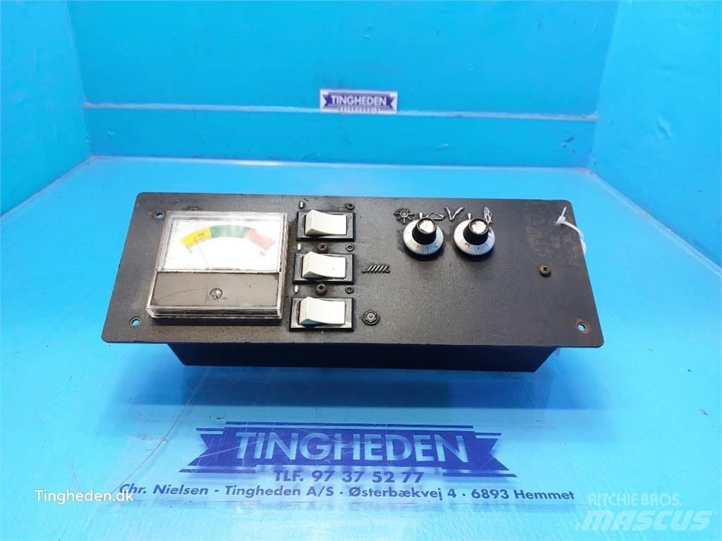 New Holland TF44 Electronice