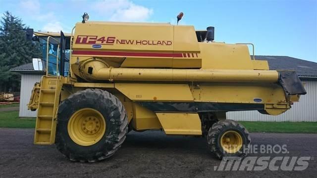 New Holland TF46 Combine de secerat
