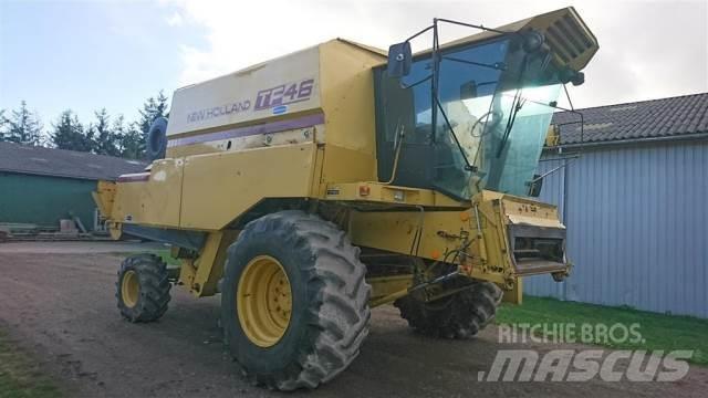 New Holland TF46 Combine de secerat