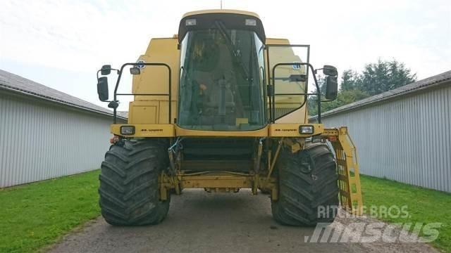 New Holland TF78 Combine de secerat