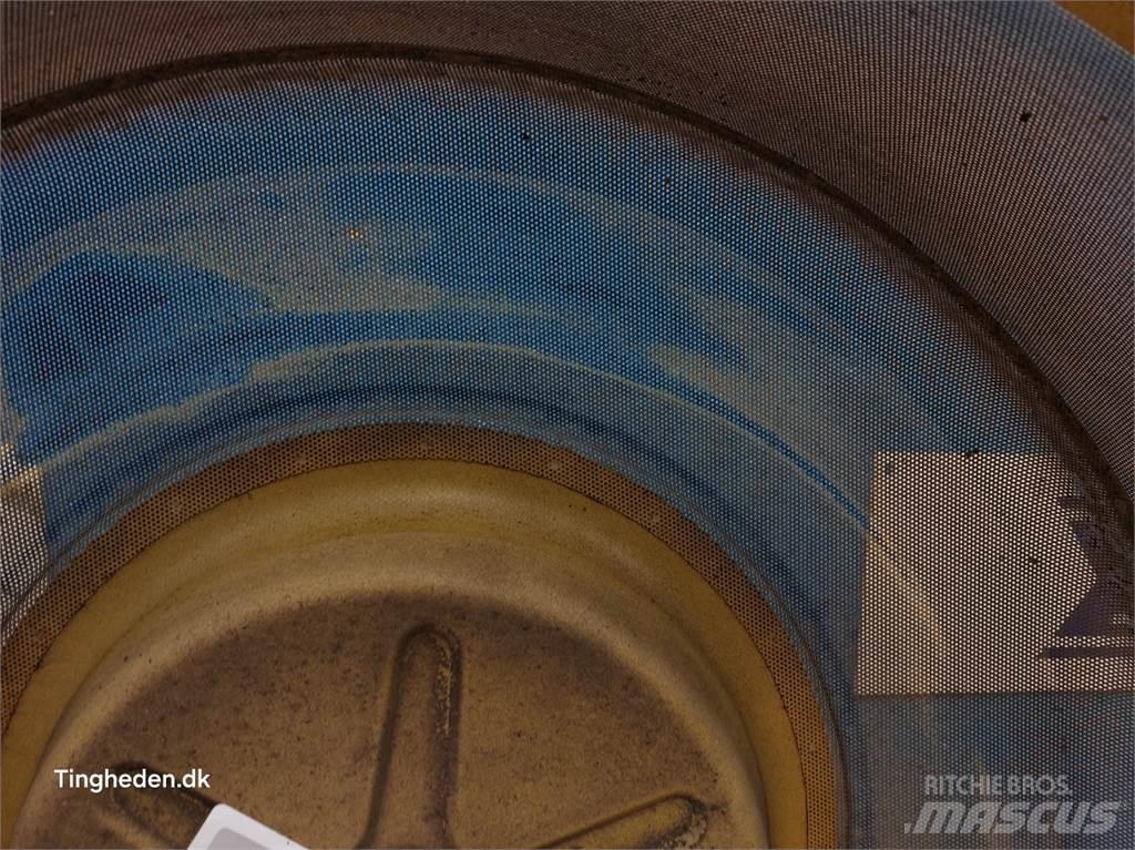 New Holland TX30 Radiatoare