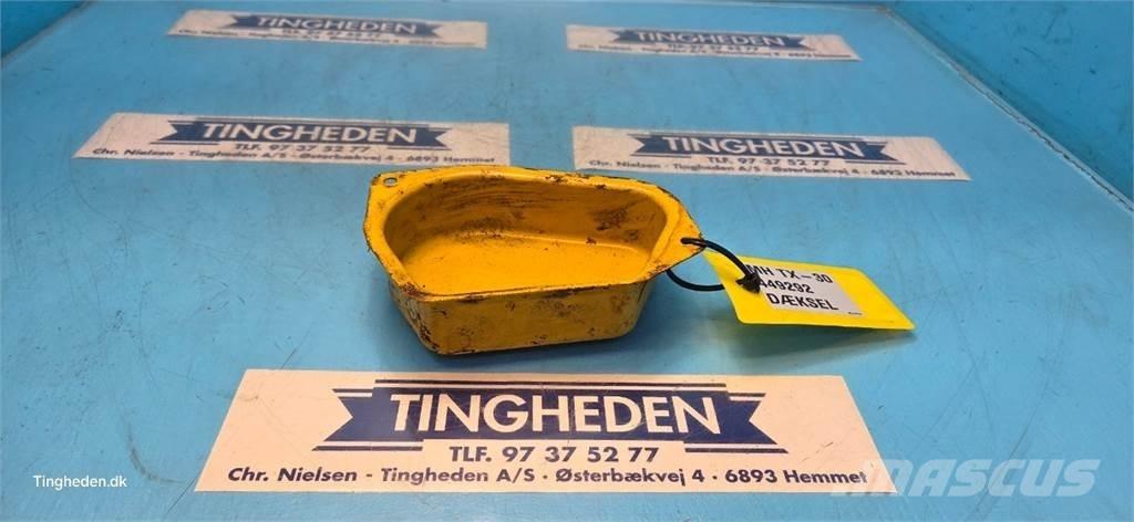 New Holland TX30 Dispersare nisip si sare