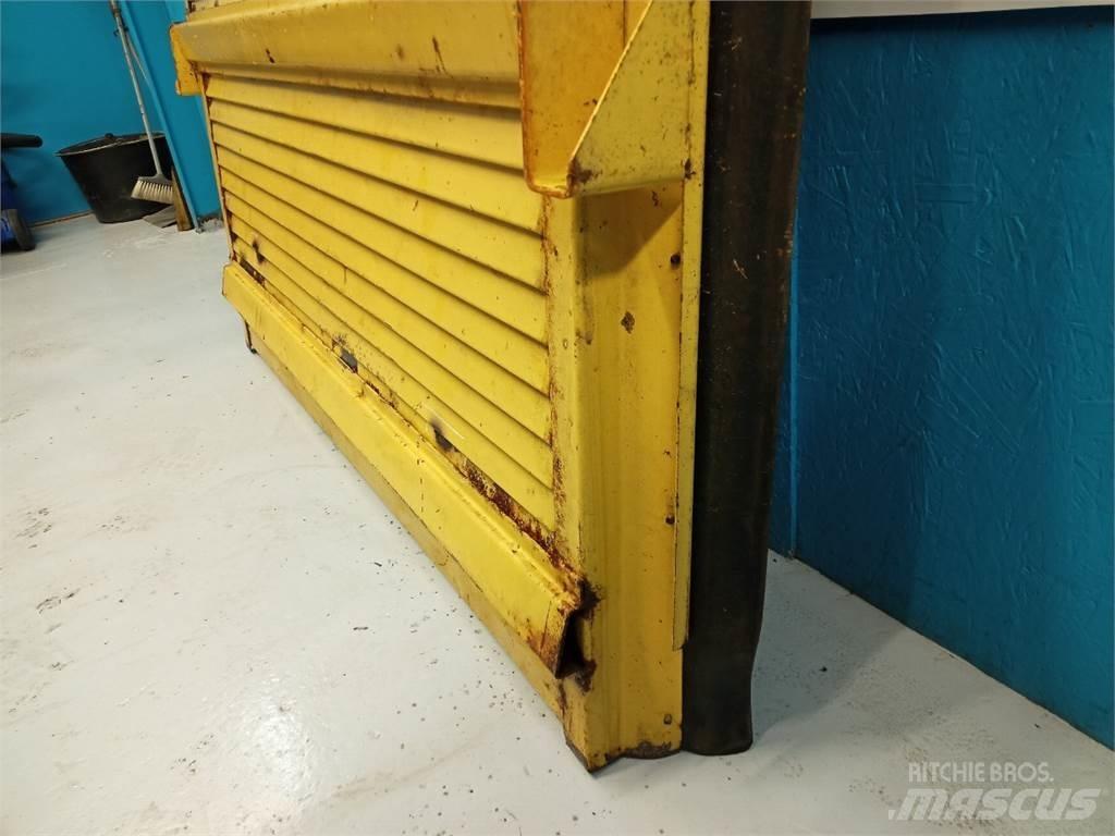 New Holland TX32 Dispersare nisip si sare