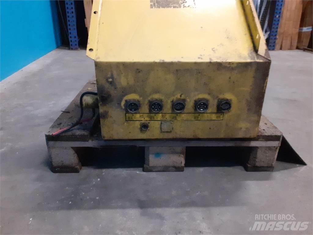 New Holland TX68 Electronice