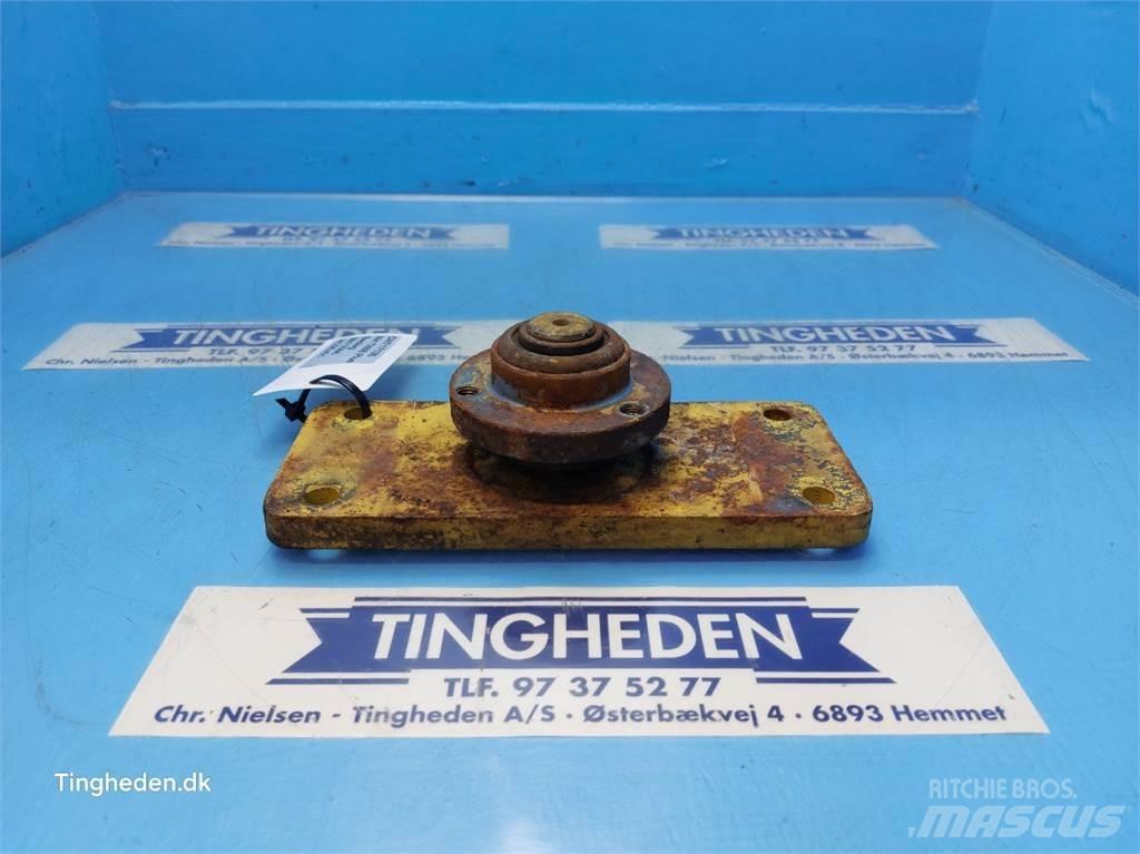 New Holland TX68 Dispersare nisip si sare