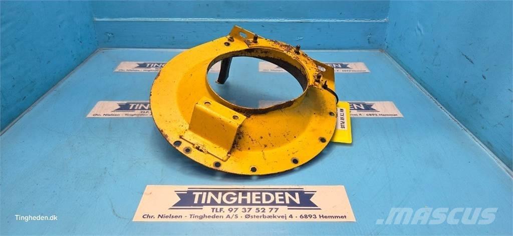 New Holland TX68 Dispersare nisip si sare
