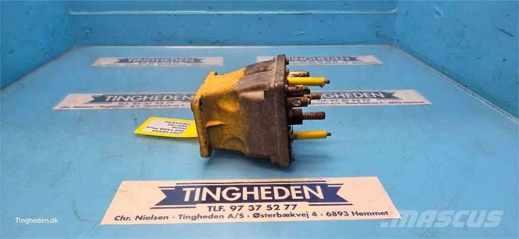 New Holland TX68 Electronice