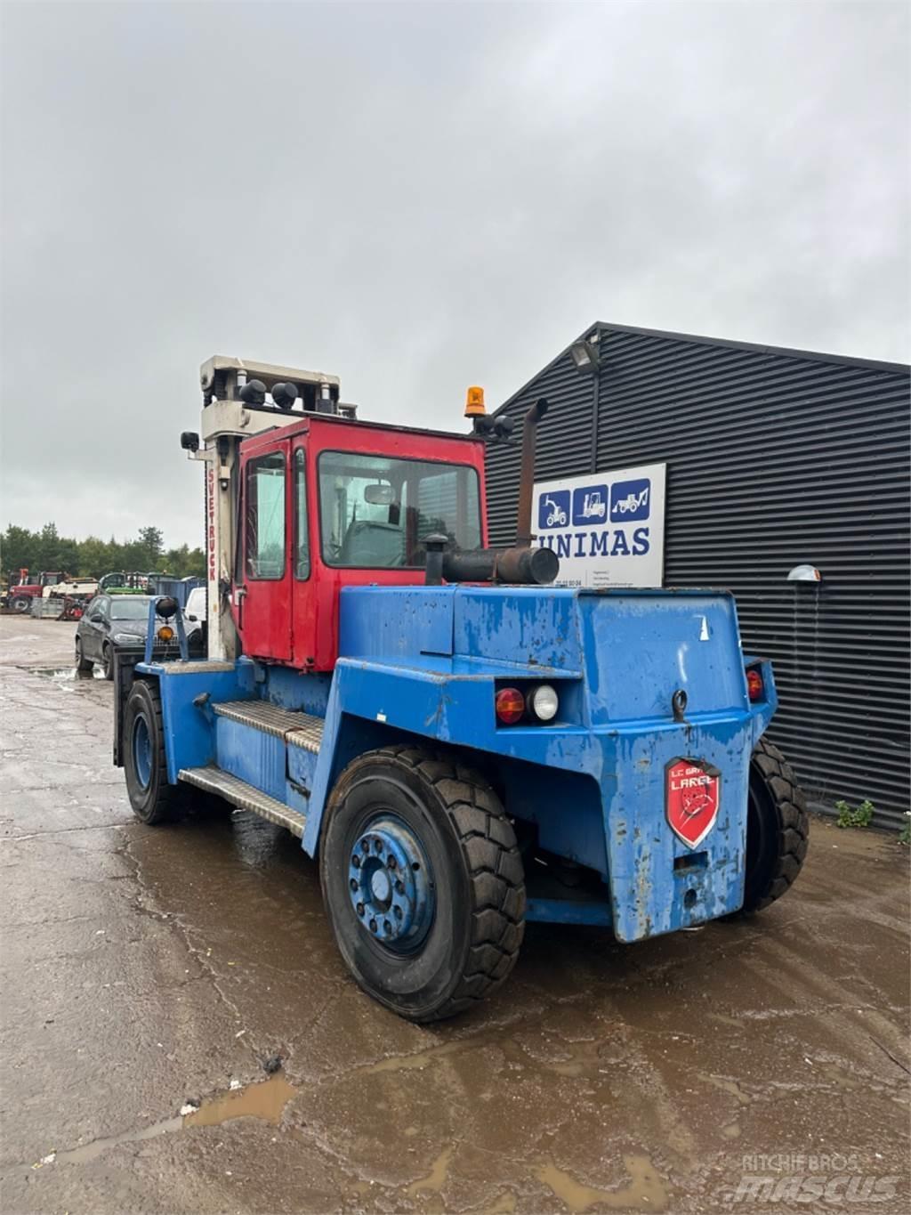 Svetruck 12-1200 Stivuitor diesel