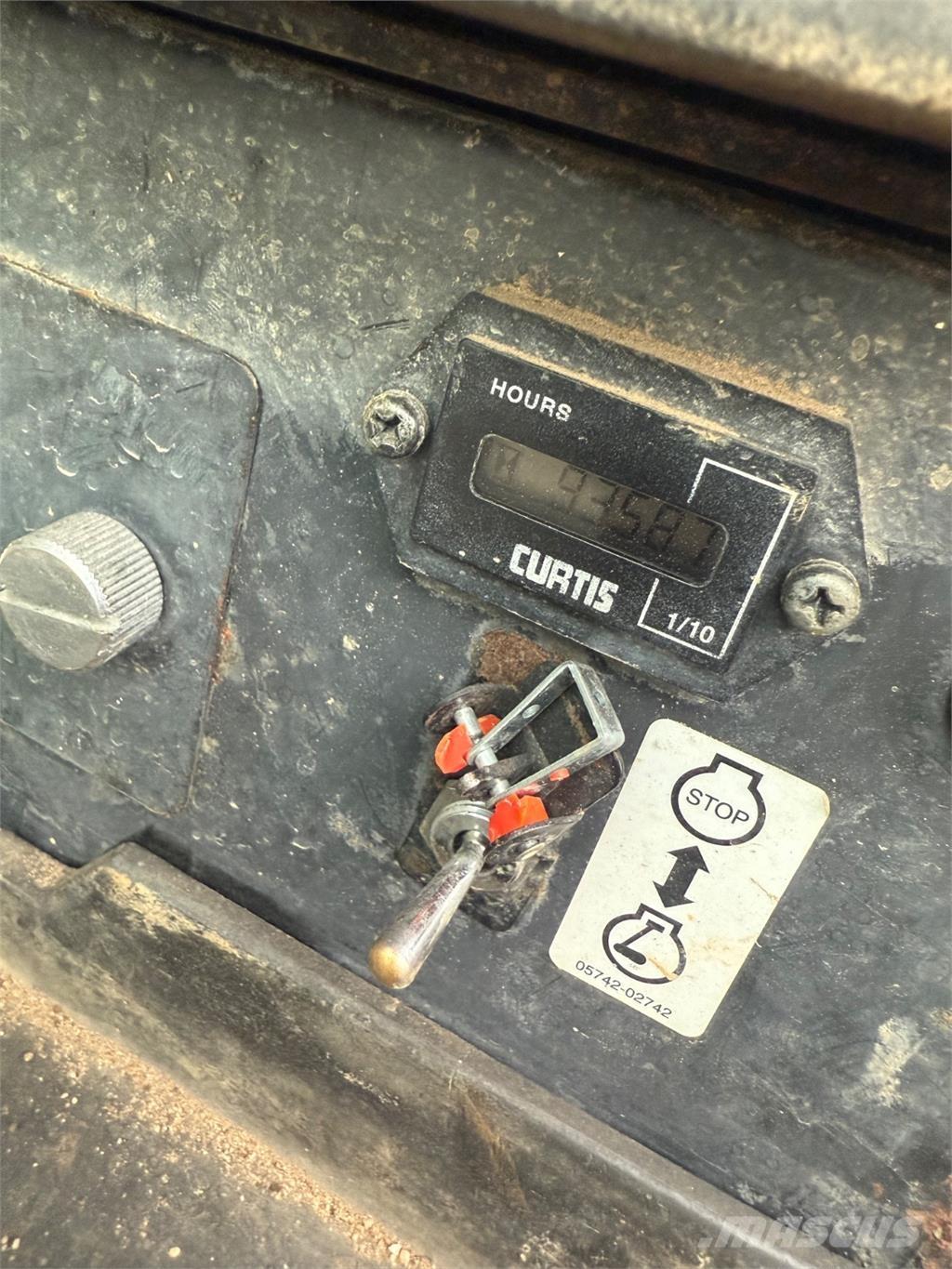 Takeuchi TB1140 Excavatoare pe șenile
