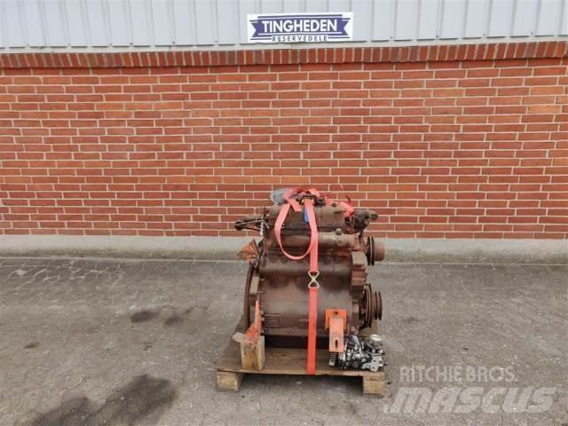Valmet 311CL Motoare