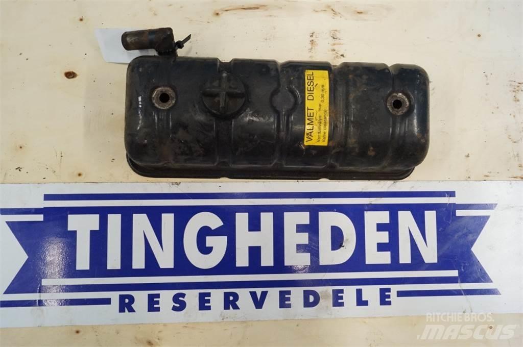 Valmet 311DL Motoare