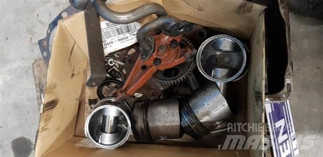 Valmet 411DL Motoare