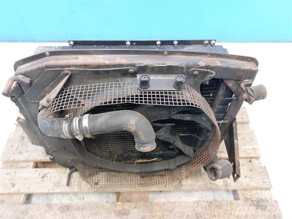 Valmet 705 Radiatoare