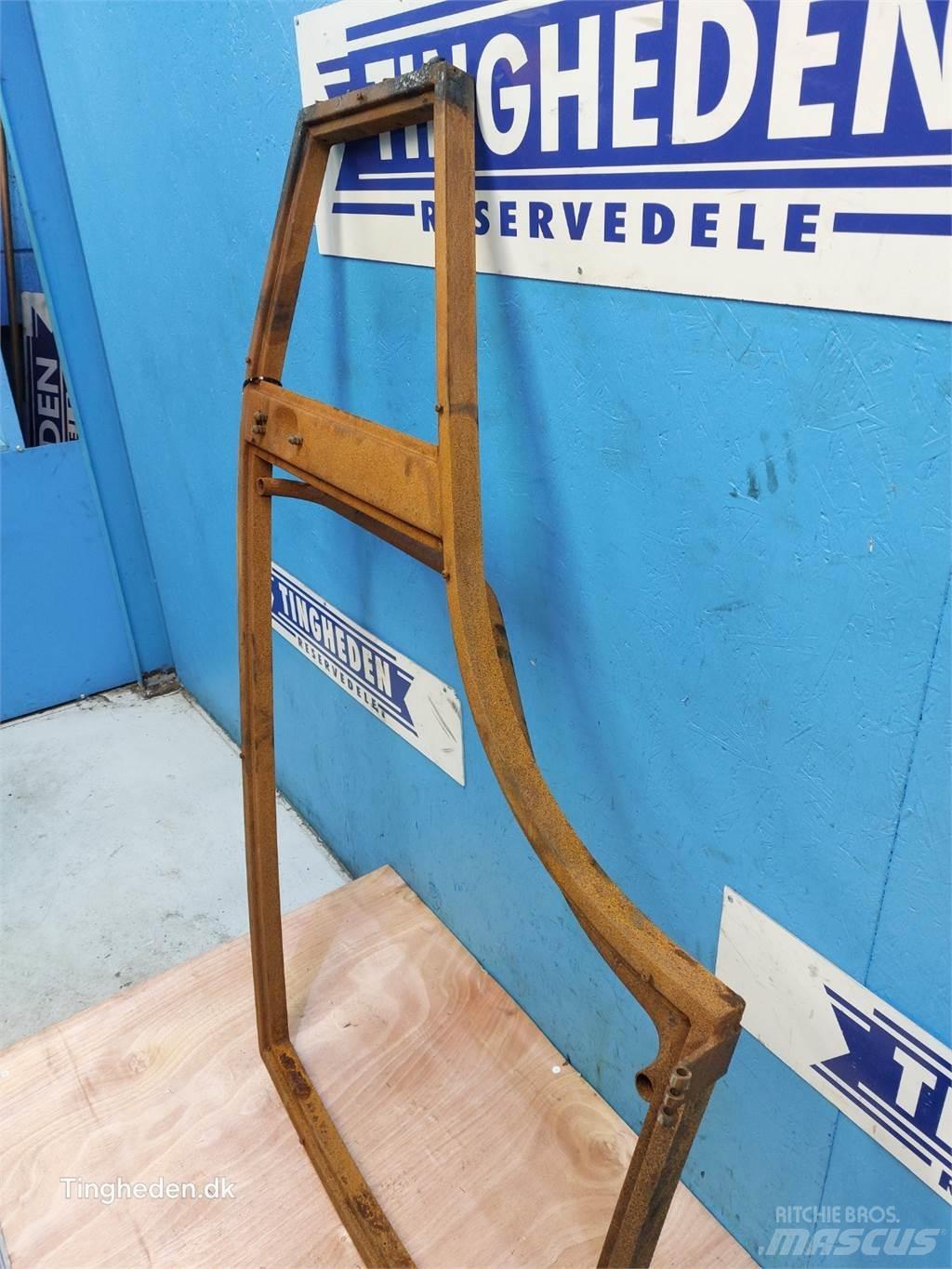 Valmet 8050 Cabine si interior