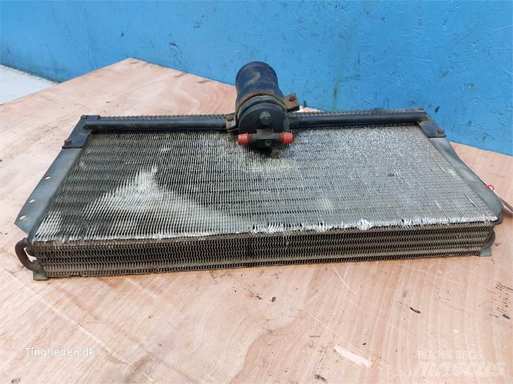 Valmet 8050 Radiatoare