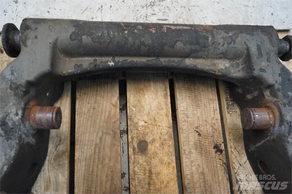 Valtra T213 Accesorii încarcatoare frontale