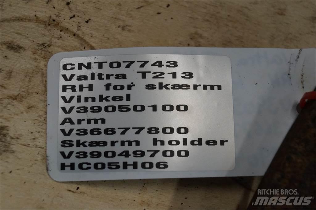 Valtra T213 Alte accesorii tractor