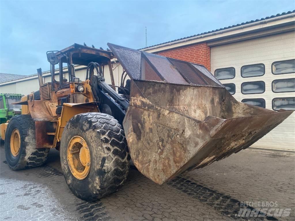 Volvo L120 Incarcator pe pneuri
