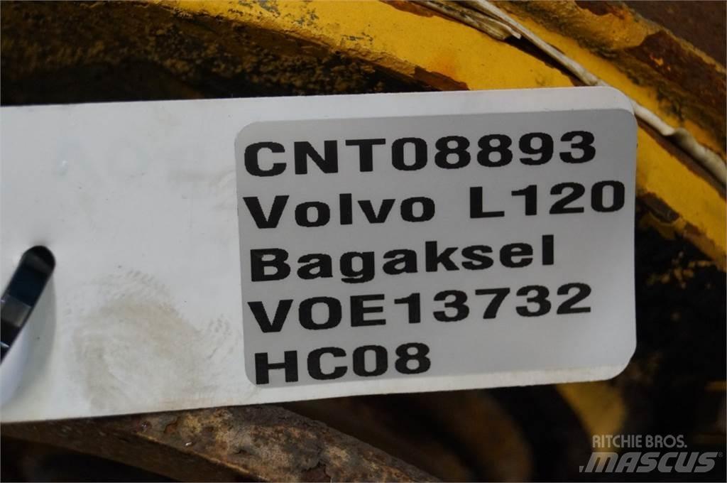 Volvo L120 Axe