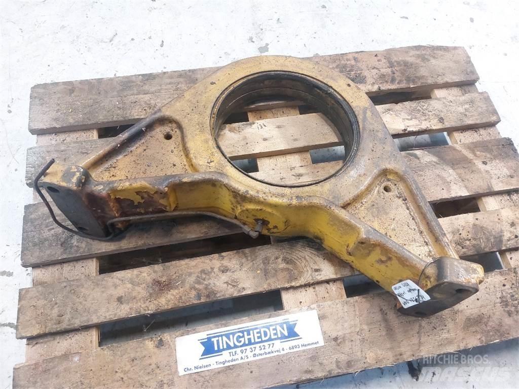 Volvo L120 Axe