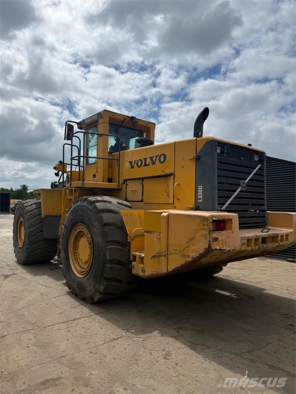 Volvo L330D Incarcator pe pneuri