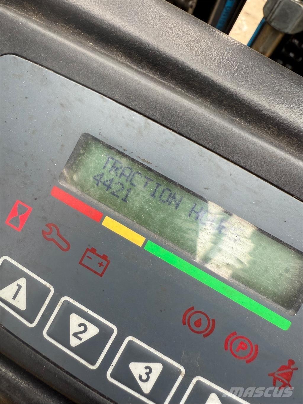 Yale ERP16 Stivuitor electric