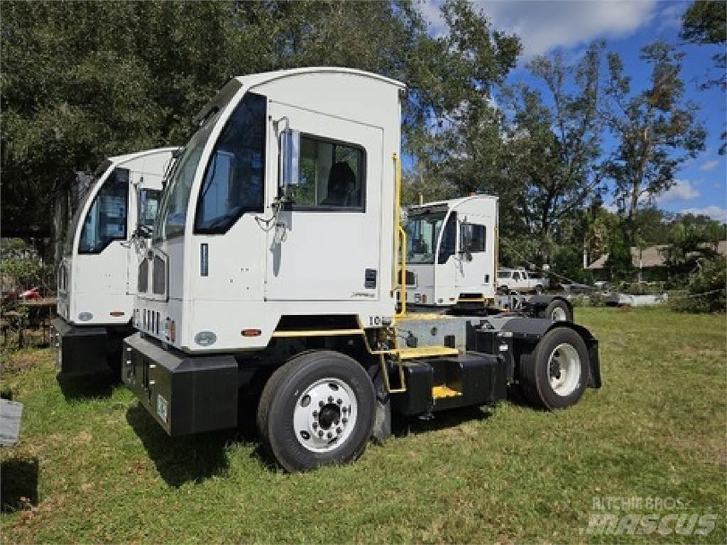 Autocar ACTT42 Adaptor terminal