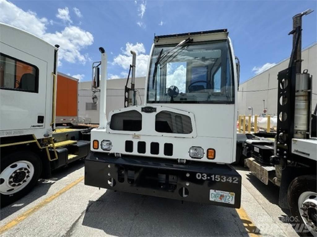 Autocar ACTT42 Adaptor terminal