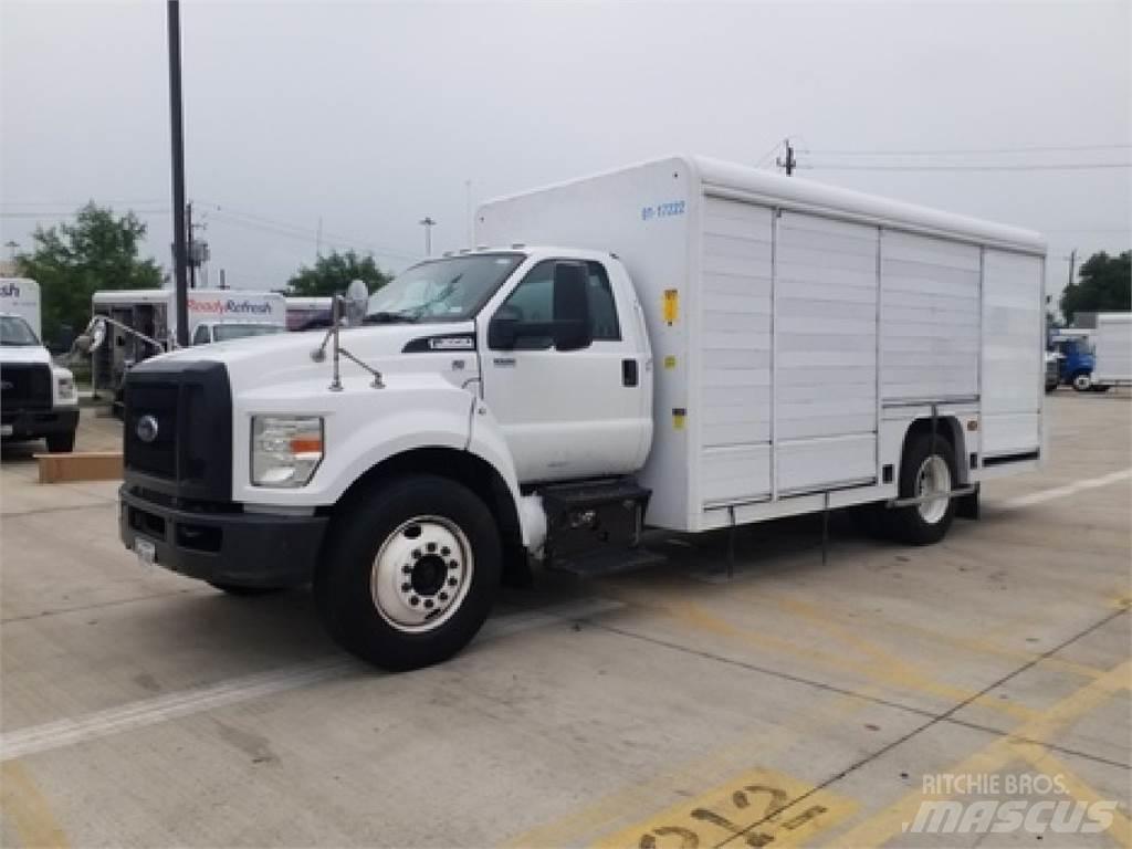 Ford F650 Camioane transport bauturi