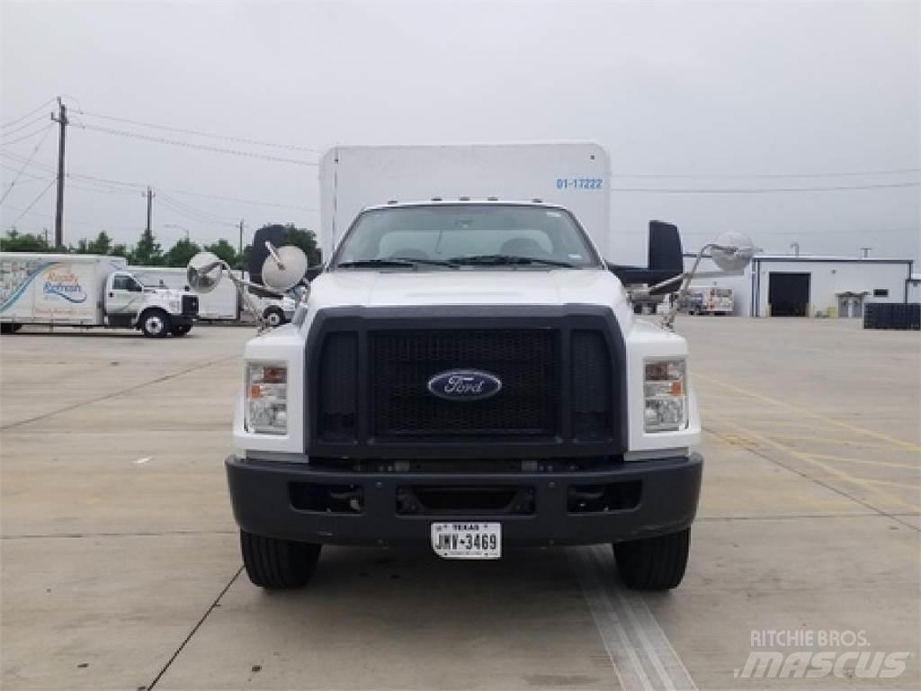 Ford F650 Camioane transport bauturi
