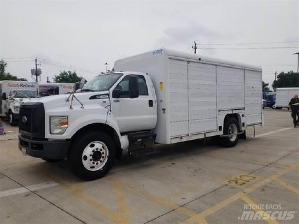 Ford F650 Camioane transport bauturi