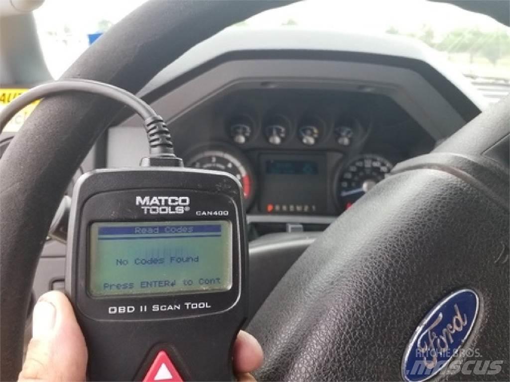 Ford F650 Camioane transport bauturi