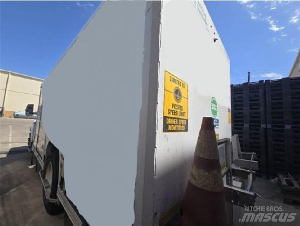 Ford F650 Camioane transport bauturi