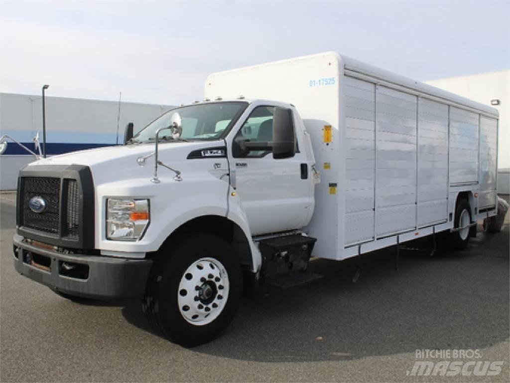 Ford F750 Camioane transport bauturi
