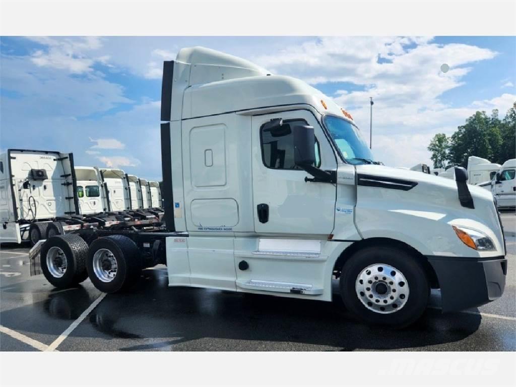 Freightliner 126 Autotractoare